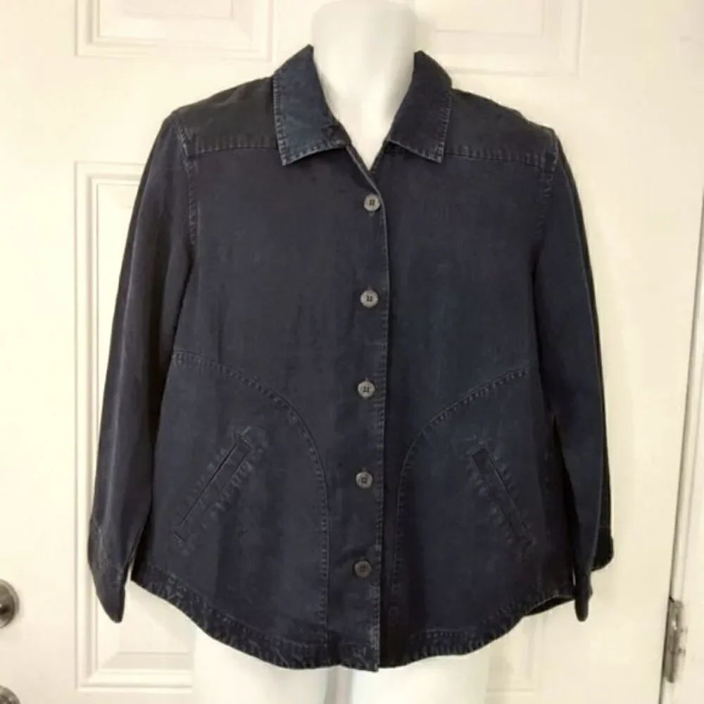 J. Jill dark blue long sleeve chambray button front shacket with embroidery